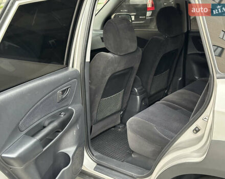Сірий Хендай Туксон, об'ємом двигуна 1.98 л та пробігом 227 тис. км за 7800 $, фото 18 на Automoto.ua
