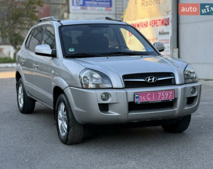 Сірий Хендай Туксон, об'ємом двигуна 1.98 л та пробігом 170 тис. км за 8999 $, фото 9 на Automoto.ua