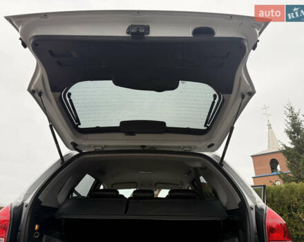 Серый Хендай Туксон, объемом двигателя 2 л и пробегом 195 тыс. км за 9950 $, фото 15 на Automoto.ua