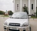Сірий Хендай Туксон, об'ємом двигуна 2 л та пробігом 284 тис. км за 9200 $, фото 5 на Automoto.ua