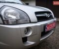Сірий Хендай Туксон, об'ємом двигуна 2 л та пробігом 220 тис. км за 8750 $, фото 40 на Automoto.ua