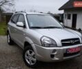 Сірий Хендай Туксон, об'ємом двигуна 2 л та пробігом 220 тис. км за 8750 $, фото 2 на Automoto.ua