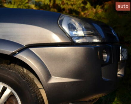 Серый Хендай Туксон, объемом двигателя 2 л и пробегом 271 тыс. км за 8000 $, фото 41 на Automoto.ua