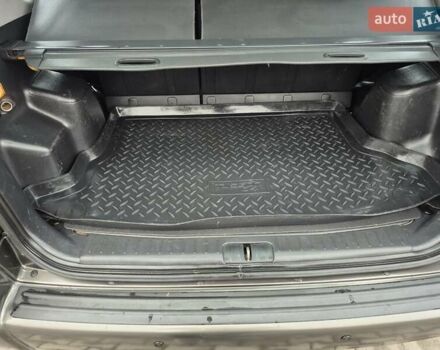 Серый Хендай Туксон, объемом двигателя 1.98 л и пробегом 189 тыс. км за 8300 $, фото 11 на Automoto.ua