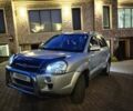 Сірий Хендай Туксон, об'ємом двигуна 2 л та пробігом 284 тис. км за 9200 $, фото 1 на Automoto.ua