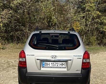 Серый Хендай Туксон, объемом двигателя 2.66 л и пробегом 159 тыс. км за 9999 $, фото 6 на Automoto.ua