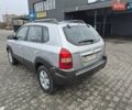 Серый Хендай Туксон, объемом двигателя 1.98 л и пробегом 189 тыс. км за 8300 $, фото 5 на Automoto.ua