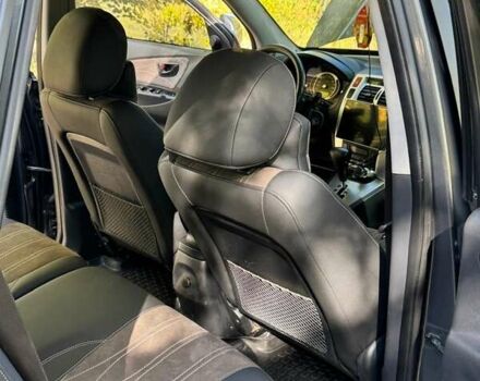 Серый Хендай Туксон, объемом двигателя 1.99 л и пробегом 146 тыс. км за 10000 $, фото 8 на Automoto.ua