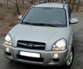 Серый Хендай Туксон, объемом двигателя 2 л и пробегом 200 тыс. км за 9200 $, фото 9 на Automoto.ua