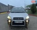 Серый Хендай Туксон, объемом двигателя 1.99 л и пробегом 132 тыс. км за 10000 $, фото 22 на Automoto.ua
