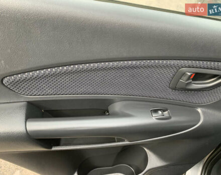 Серый Хендай Туксон, объемом двигателя 1.98 л и пробегом 117 тыс. км за 10350 $, фото 21 на Automoto.ua