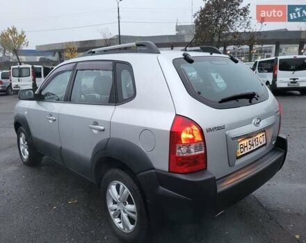Серый Хендай Туксон, объемом двигателя 2 л и пробегом 100 тыс. км за 10400 $, фото 30 на Automoto.ua