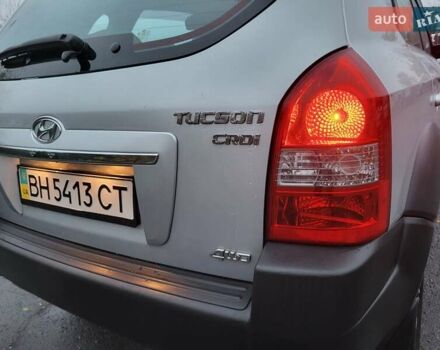 Серый Хендай Туксон, объемом двигателя 2 л и пробегом 100 тыс. км за 10400 $, фото 25 на Automoto.ua
