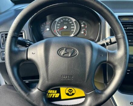 Хендай Туксон 2010 в Коломые на Automoto.ua Серый Хендай Туксон, объемом двигателя 2 л и пробегом 99 тыс. км за 9200 $, фото 9 на Automoto.ua