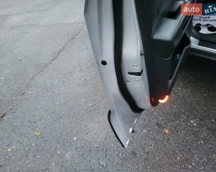 Серый Хендай Туксон, объемом двигателя 2 л и пробегом 100 тыс. км за 10400 $, фото 67 на Automoto.ua