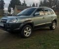 Сірий Хендай Туксон, об'ємом двигуна 2 л та пробігом 166 тис. км за 9500 $, фото 6 на Automoto.ua