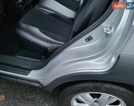 Серый Хендай Туксон, объемом двигателя 2 л и пробегом 100 тыс. км за 10400 $, фото 72 на Automoto.ua