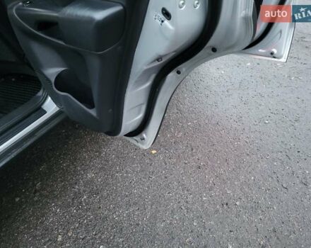 Серый Хендай Туксон, объемом двигателя 2 л и пробегом 100 тыс. км за 10400 $, фото 81 на Automoto.ua