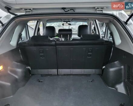 Серый Хендай Туксон, объемом двигателя 2 л и пробегом 100 тыс. км за 10400 $, фото 74 на Automoto.ua