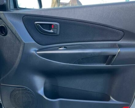 Хендай Туксон 2010 в Коломые на Automoto.ua Серый Хендай Туксон, объемом двигателя 2 л и пробегом 99 тыс. км за 9200 $, фото 19 на Automoto.ua