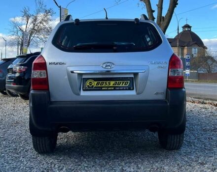 Хендай Туксон 2010 в Коломые на Automoto.ua Серый Хендай Туксон, объемом двигателя 2 л и пробегом 99 тыс. км за 9200 $, фото 4 на Automoto.ua
