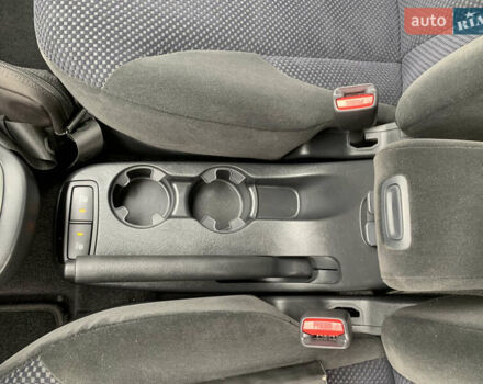 Серый Хендай Туксон, объемом двигателя 1.98 л и пробегом 117 тыс. км за 10350 $, фото 17 на Automoto.ua