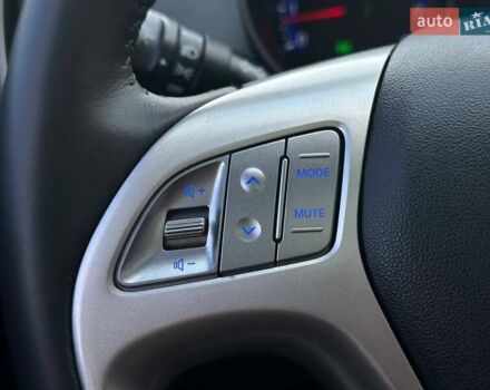 Серый Хендай Туксон, объемом двигателя 2.36 л и пробегом 150 тыс. км за 12990 $, фото 25 на Automoto.ua