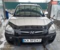 Серый Хендай Туксон, объемом двигателя 2.7 л и пробегом 204 тыс. км за 7200 $, фото 1 на Automoto.ua