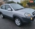 Серый Хендай Туксон, объемом двигателя 2 л и пробегом 100 тыс. км за 10400 $, фото 10 на Automoto.ua