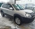 Сірий Хендай Туксон, об'ємом двигуна 2.7 л та пробігом 204 тис. км за 7900 $, фото 1 на Automoto.ua