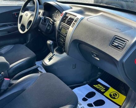 Хендай Туксон 2010 в Коломые на Automoto.ua Серый Хендай Туксон, объемом двигателя 2 л и пробегом 99 тыс. км за 9200 $, фото 13 на Automoto.ua