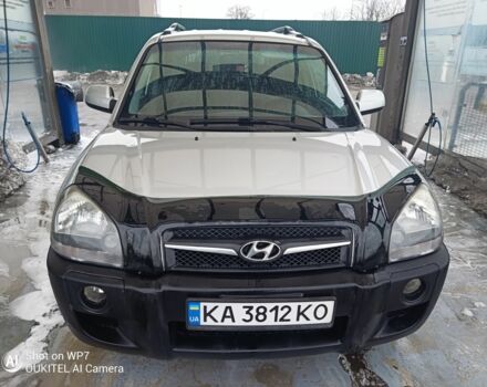 Сірий Хендай Туксон, об'ємом двигуна 2.7 л та пробігом 204 тис. км за 7900 $, фото 1 на Automoto.ua