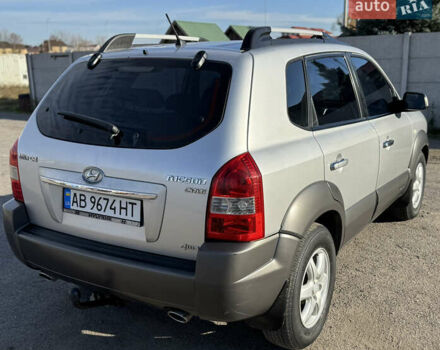 Хендай Туксон 2011 у Вінниці на Automoto.ua Сірий Хендай Туксон, об'ємом двигуна 2 л та пробігом 192 тис. км за 7799 $, фото 6 на Automoto.ua