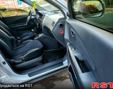 Сірий Хендай Туксон, об'ємом двигуна 2 л та пробігом 147 тис. км за 9800 $, фото 9 на Automoto.ua