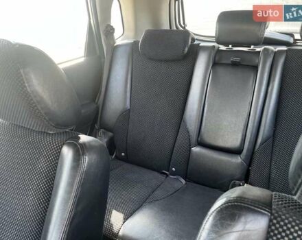 Серый Хендай Туксон, объемом двигателя 1.98 л и пробегом 373 тыс. км за 6800 $, фото 3 на Automoto.ua