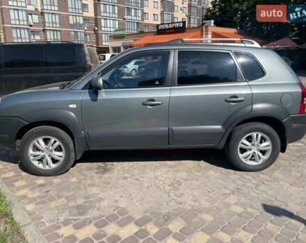 Сірий Хендай Туксон, об'ємом двигуна 1.98 л та пробігом 91 тис. км за 10200 $, фото 1 на Automoto.ua