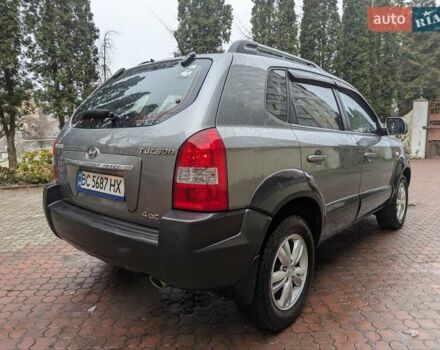 Сірий Хендай Туксон, об'ємом двигуна 1.98 л та пробігом 209 тис. км за 8700 $, фото 12 на Automoto.ua