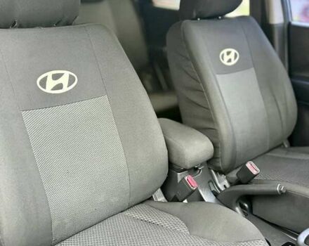 Серый Хендай Туксон, объемом двигателя 2 л и пробегом 92 тыс. км за 10500 $, фото 23 на Automoto.ua