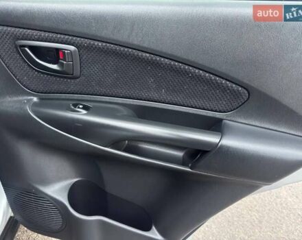 Сірий Хендай Туксон, об'ємом двигуна 1.98 л та пробігом 149 тис. км за 9650 $, фото 21 на Automoto.ua