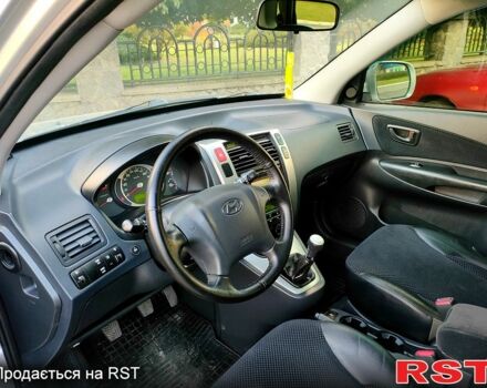 Сірий Хендай Туксон, об'ємом двигуна 2 л та пробігом 147 тис. км за 9800 $, фото 8 на Automoto.ua