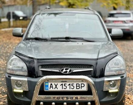 Серый Хендай Туксон, объемом двигателя 2 л и пробегом 92 тыс. км за 10500 $, фото 1 на Automoto.ua