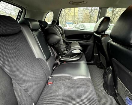 Серый Хендай Туксон, объемом двигателя 2 л и пробегом 150 тыс. км за 9900 $, фото 16 на Automoto.ua