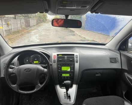 Серый Хендай Туксон, объемом двигателя 2 л и пробегом 43 тыс. км за 8500 $, фото 12 на Automoto.ua