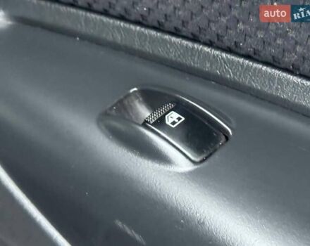 Сірий Хендай Туксон, об'ємом двигуна 1.98 л та пробігом 149 тис. км за 9650 $, фото 18 на Automoto.ua