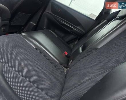 Сірий Хендай Туксон, об'ємом двигуна 1.98 л та пробігом 149 тис. км за 9650 $, фото 8 на Automoto.ua