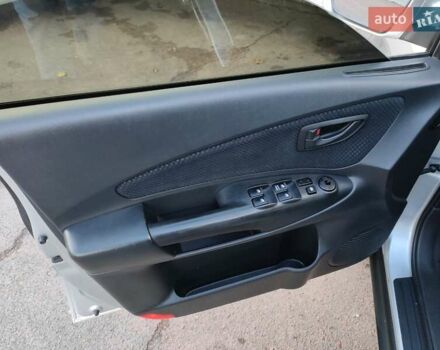 Хендай Туксон 2011 в Сумах на Automoto.ua Серый Хендай Туксон, объемом двигателя 2 л и пробегом 147 тыс. км за 9800 $, фото 9 на Automoto.ua