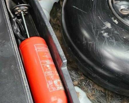 Сірий Хендай Туксон, об'ємом двигуна 1.98 л та пробігом 397 тис. км за 5800 $, фото 12 на Automoto.ua