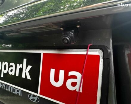 Серый Хендай Туксон, объемом двигателя 2 л и пробегом 145 тыс. км за 10790 $, фото 5 на Automoto.ua