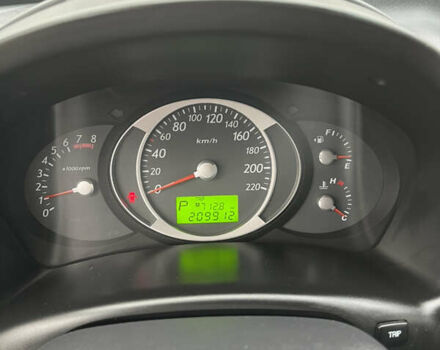 Серый Хендай Туксон, объемом двигателя 1.99 л и пробегом 209 тыс. км за 8200 $, фото 15 на Automoto.ua