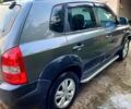 Серый Хендай Туксон, объемом двигателя 2 л и пробегом 140 тыс. км за 9700 $, фото 3 на Automoto.ua